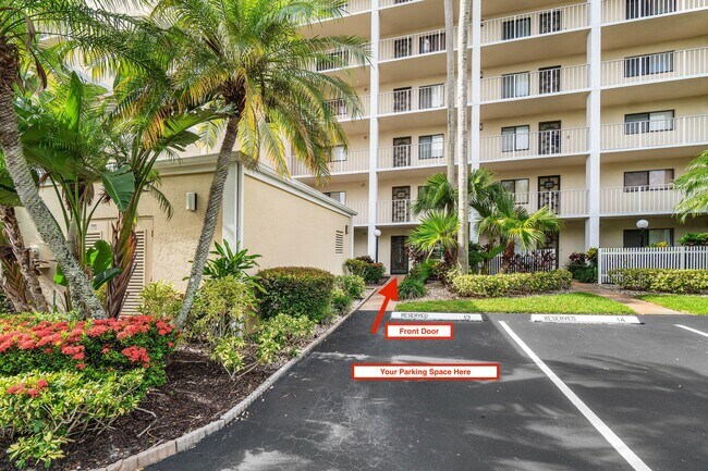 Building Photo - 7290 Kinghurst Dr