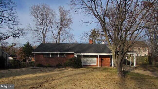 Building Photo - 7305 Charlotte St