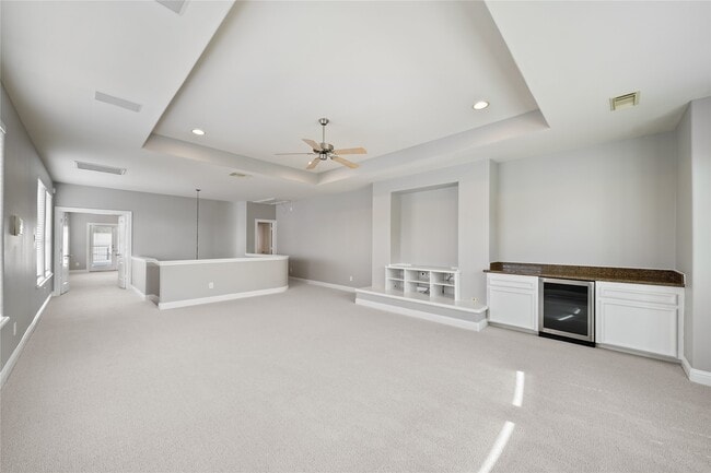 Building Photo - 2304 Albans Rd