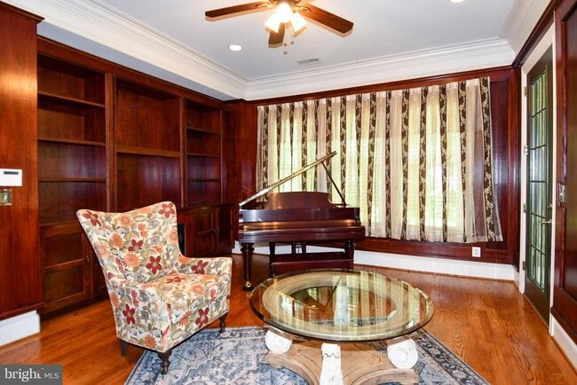Building Photo - 7104 Old Dominion Dr