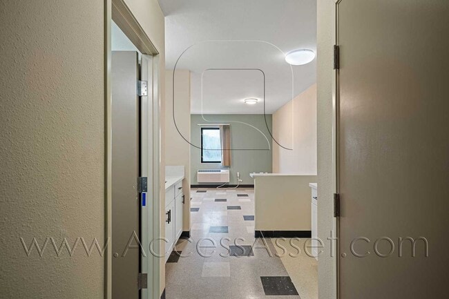 Building Photo - Inviting Cozy Studio With 1 Bath In Mounta...