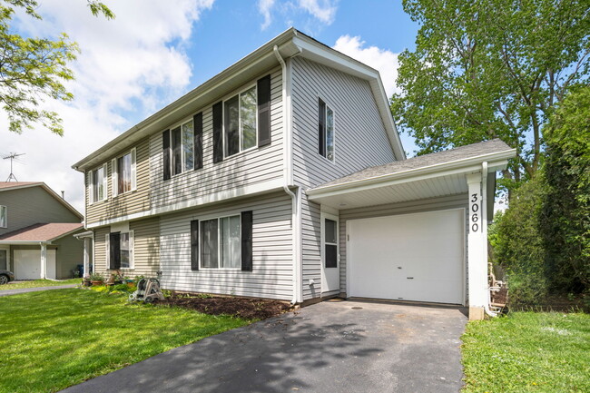Primary Photo - 3060 Winchester Ct W