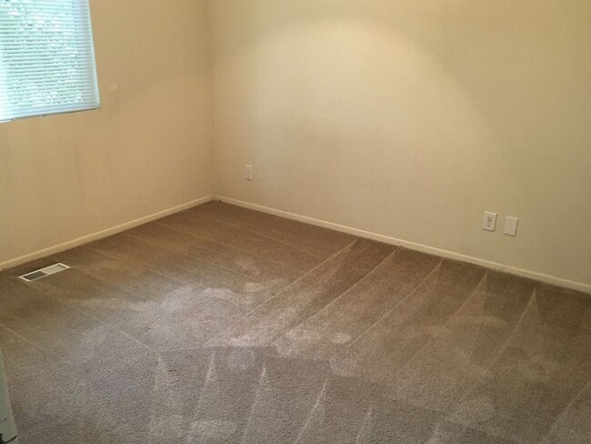 Building Photo - Charming Ranch Style 3 Bedroom Home Located in Security Widefield