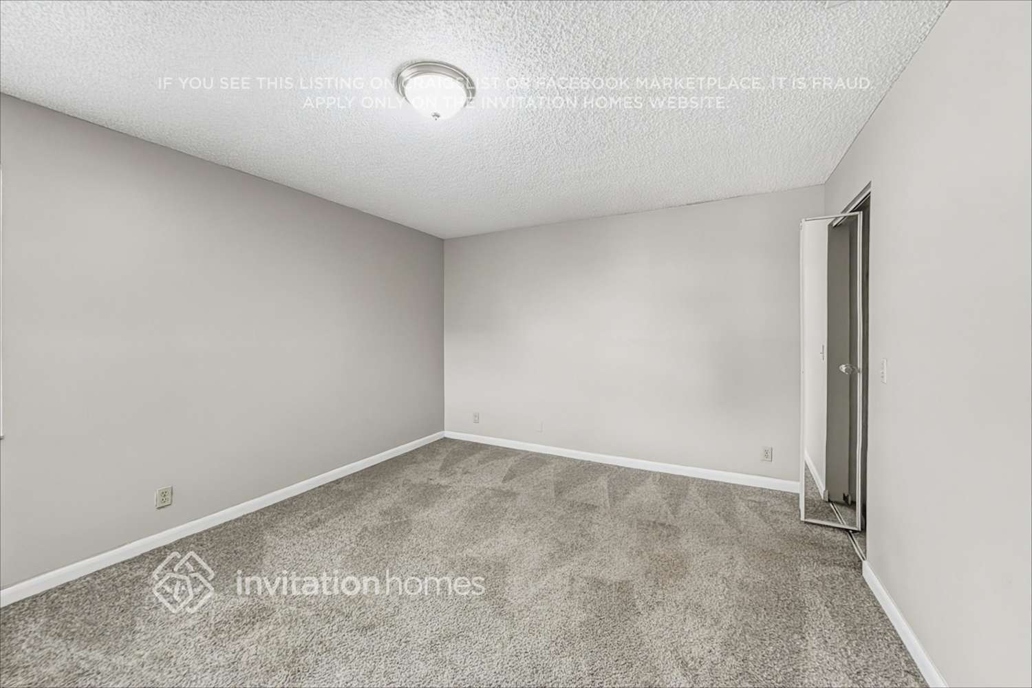 Building Photo - 381 Wildwood Ln E