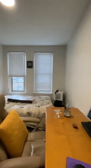 Building Photo - 6 Clearway St