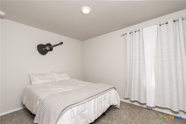 Building Photo - 1309 Prairie Clover Rd