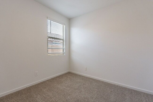 Building Photo - 2664 E Rosario Mission Dr