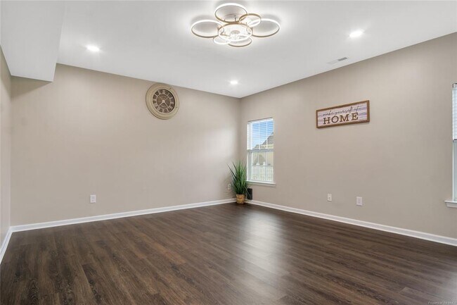 Building Photo - 10868 White Dogwood Dr