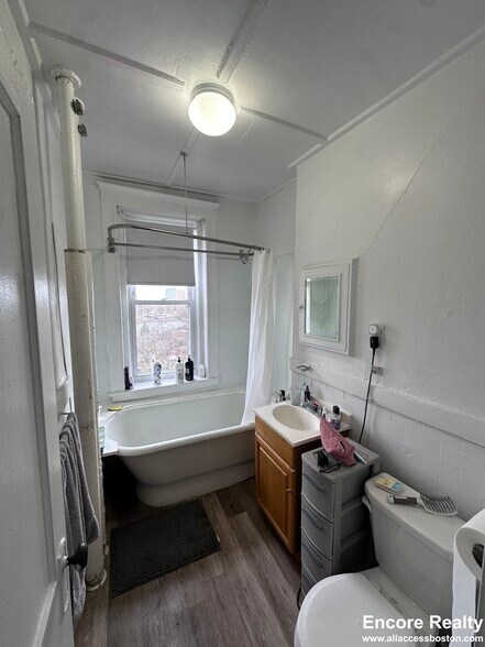 Building Photo - 1175 Boylston St