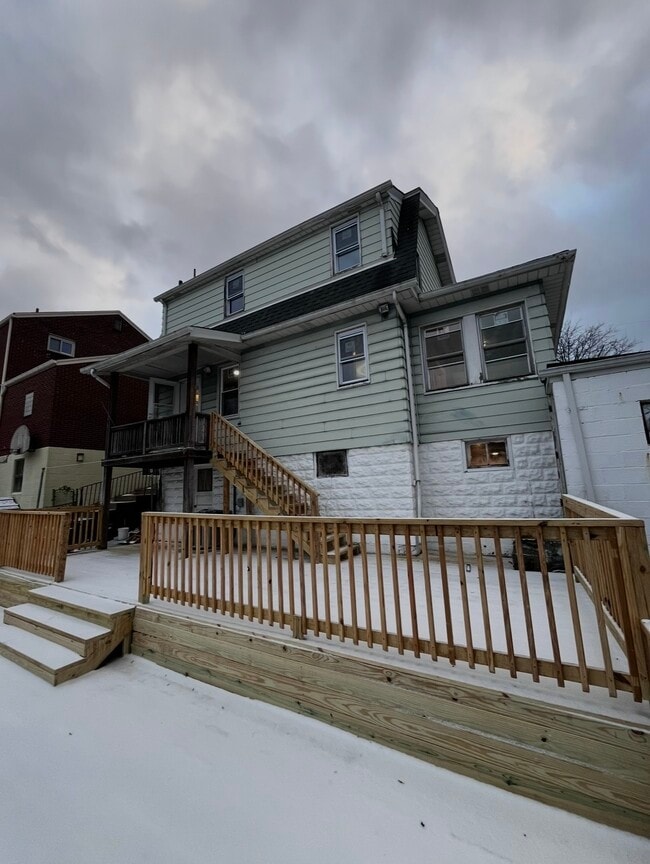 Building Photo - 3727 Woodrow Ave