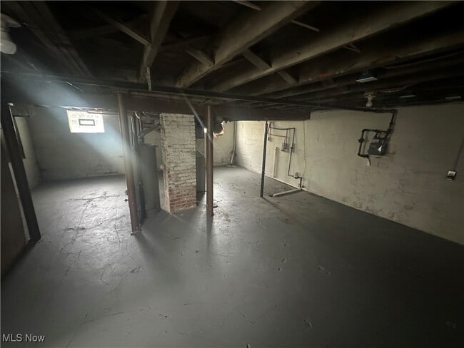 Building Photo - 1188 Herman Ave