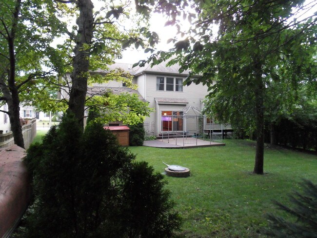 Building Photo - 1326 Walnut Ridge Dr