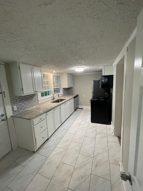 Building Photo - 1036 Ridge Ave