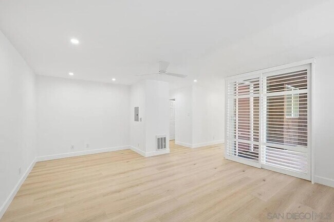 Building Photo - 325 S Sierra Ave