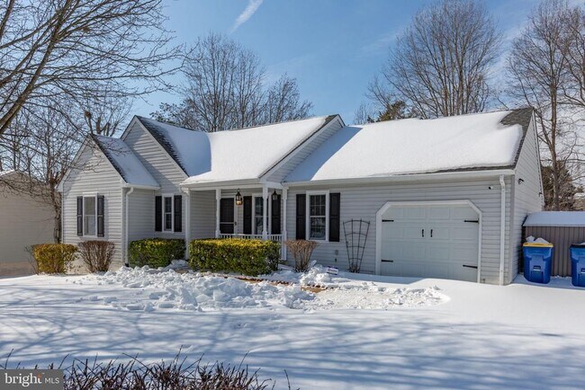 Building Photo - 11806 Camelot Way