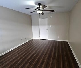 Building Photo - 7400 Bellerive Dr