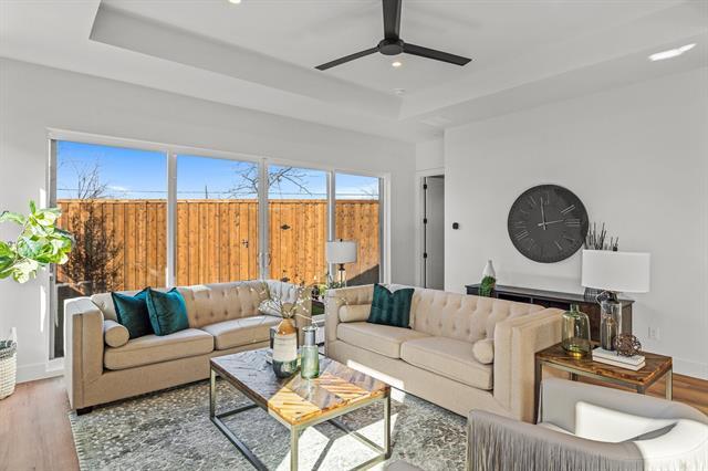 Building Photo - 1619 Bayside St