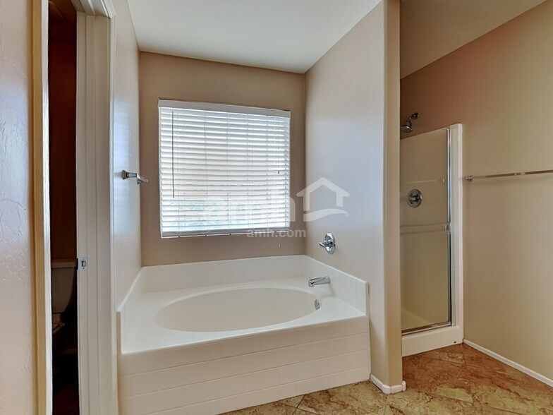 Building Photo - 3908 N 294th Ln