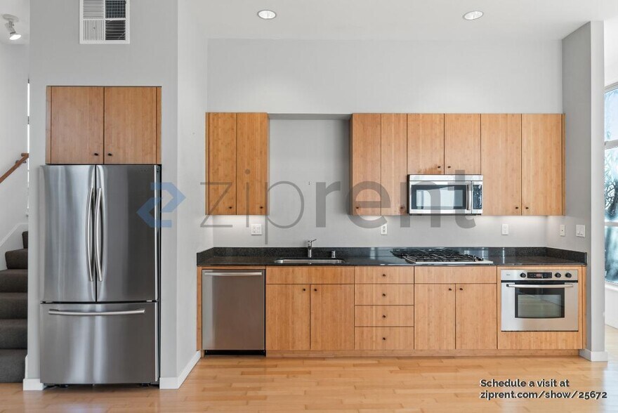Building Photo - 2910 Mandela Pkwy