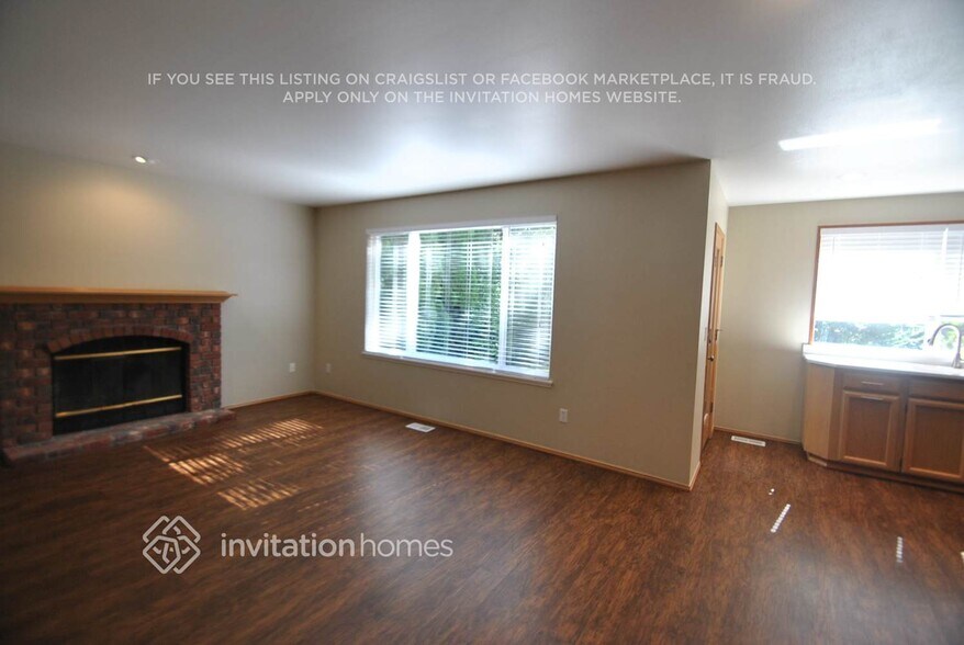 Building Photo - 16701 133rd Ave E