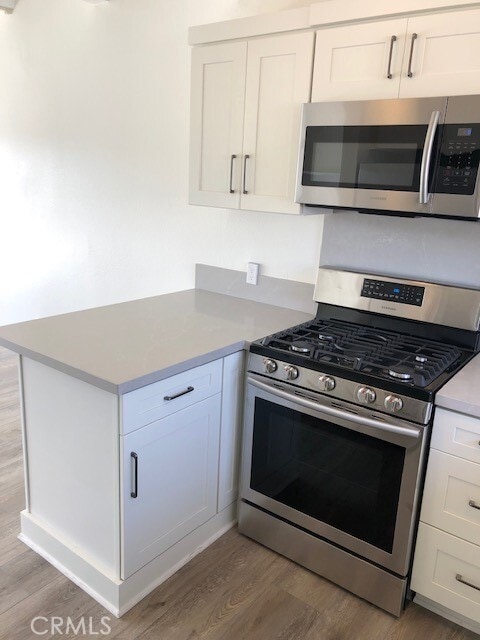 Building Photo - 745 Domingo Dr