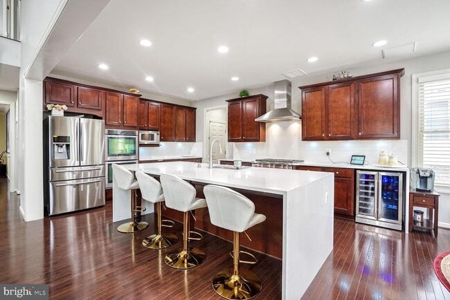 Building Photo - 42229 Majestic Knolls Dr
