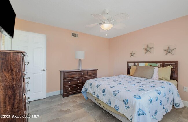 Building Photo - 295 Jimmy Buffett Mem Hwy