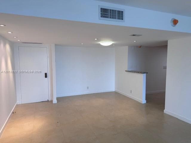 Building Photo - 4900 N Ocean Blvd