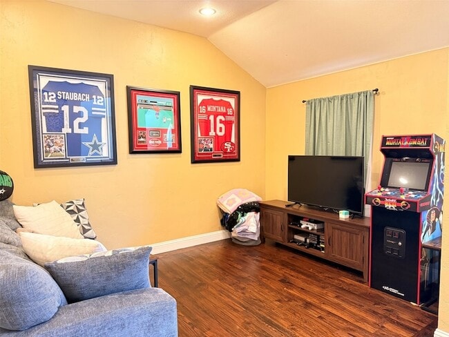 Building Photo - 4313 Creekstone Dr