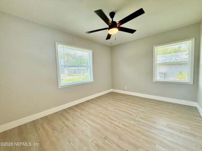Building Photo - 5141 Corsair Ave