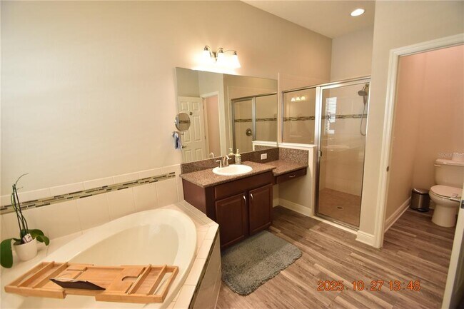 Building Photo - 13807 Moonstone Canyon Dr