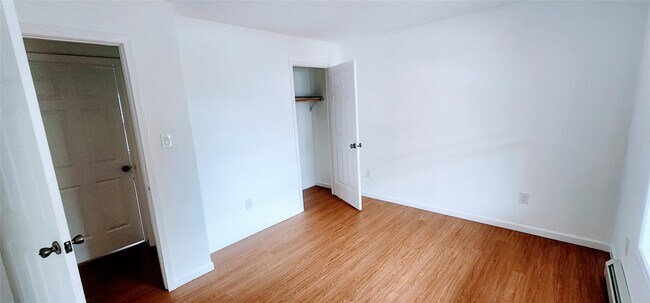 Building Photo - 115 Cortlandt St