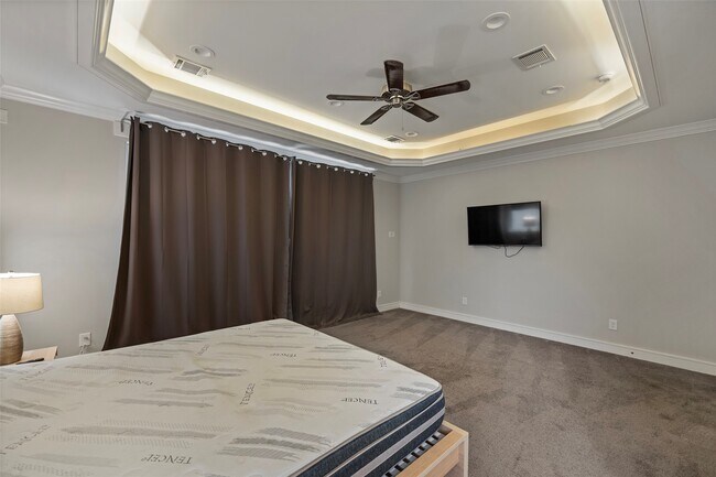 Building Photo - 6533 Castlebay Dr