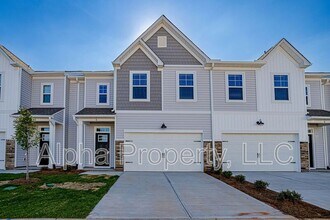 Building Photo - 8 Sabine Leaf Ct