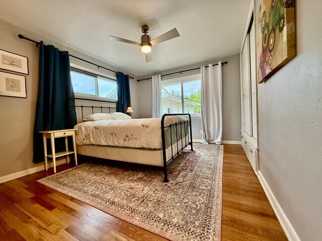 Building Photo - Charming Updated 3-Bedroom Home in Pleasant Valley
