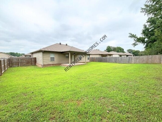 Building Photo - 21 Patti Crt Ward AR 72176