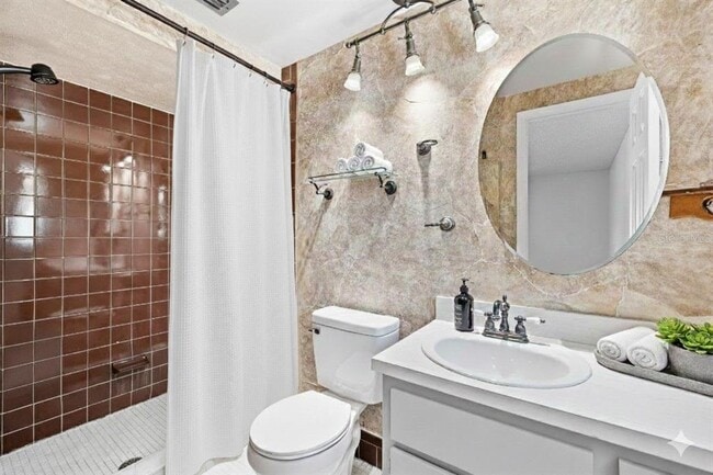 Building Photo - 10187 122nd Ave N