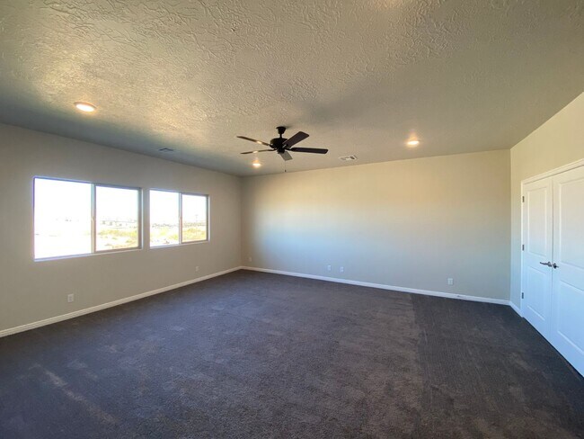 Building Photo - 3403 E 2890 S
