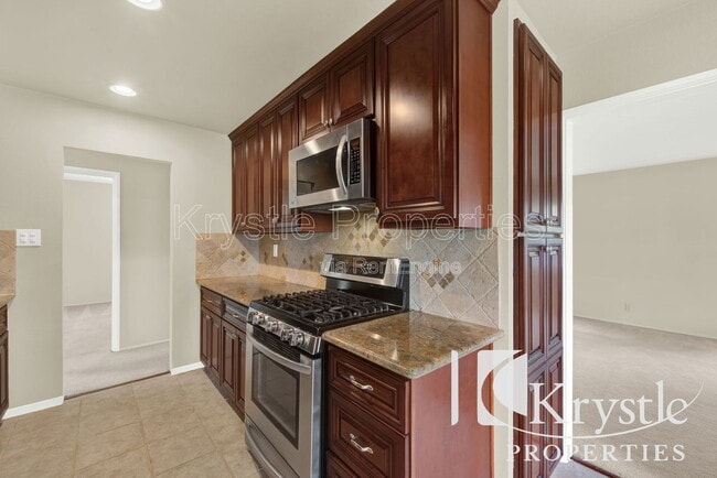 Building Photo - 791 Rosewood Ave