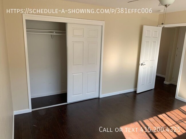 Building Photo - 203 Superior Dr