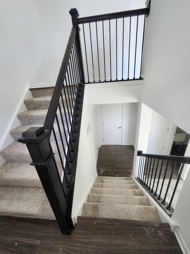 Building Photo - 1033 Atterberg Rd