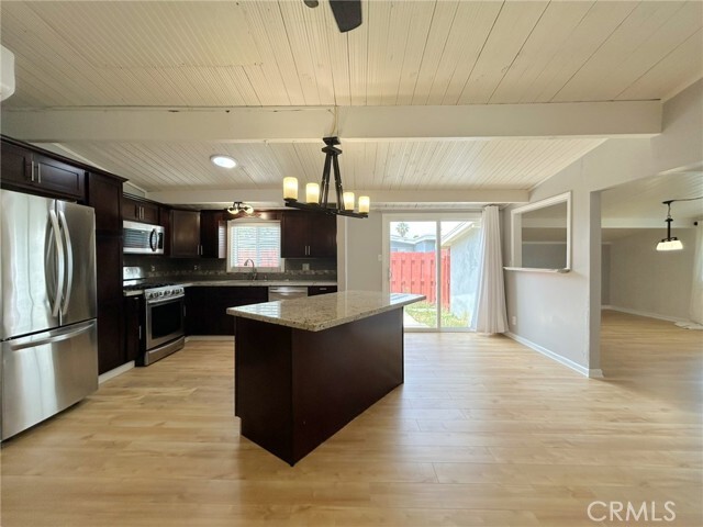 Building Photo - 948 Barbra Ln