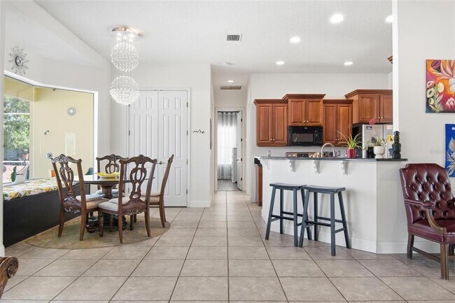 Building Photo - 118 Whispering Pine Dr