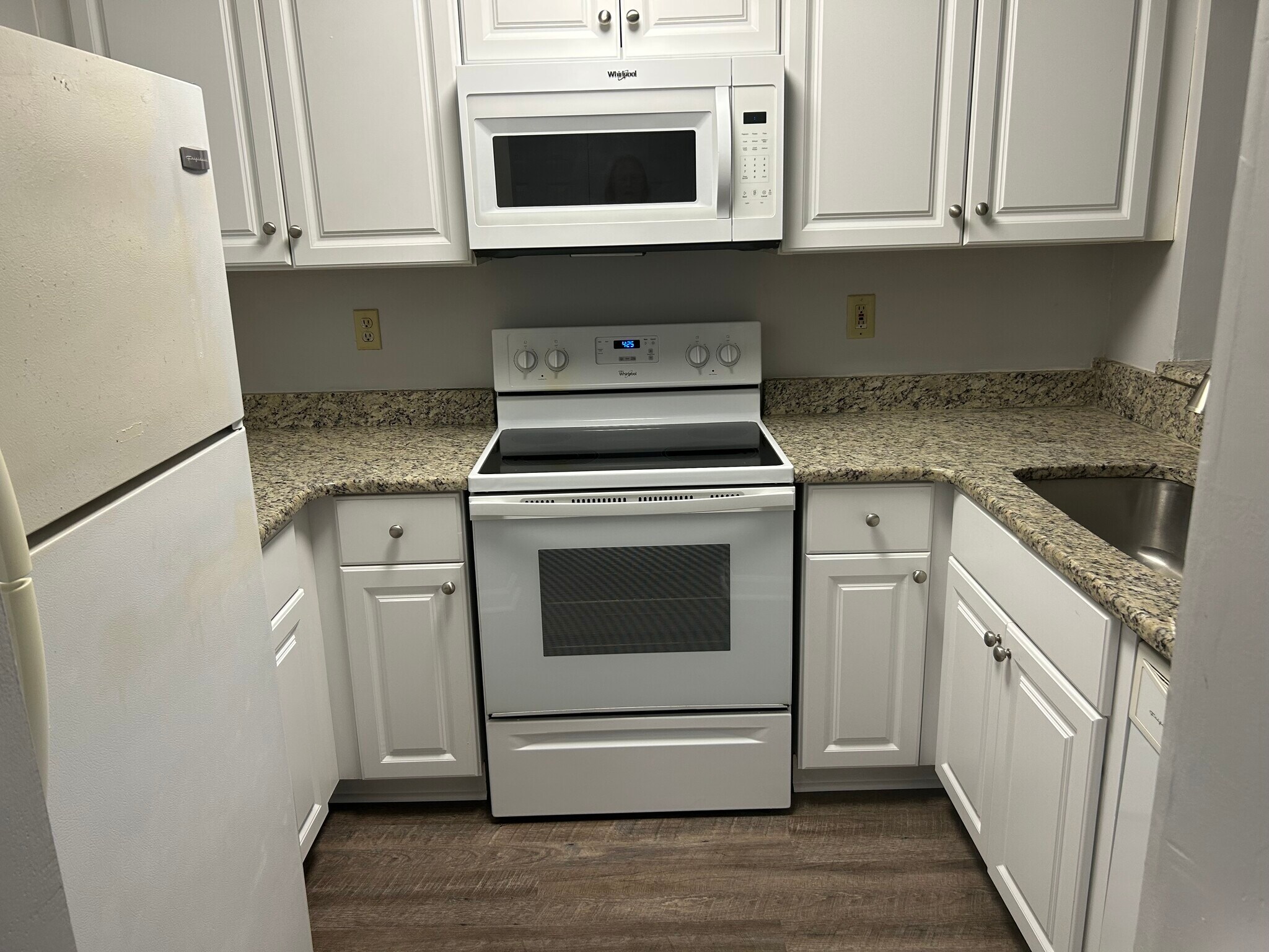 Kitchen - 708 M.L.K. Jr Blvd