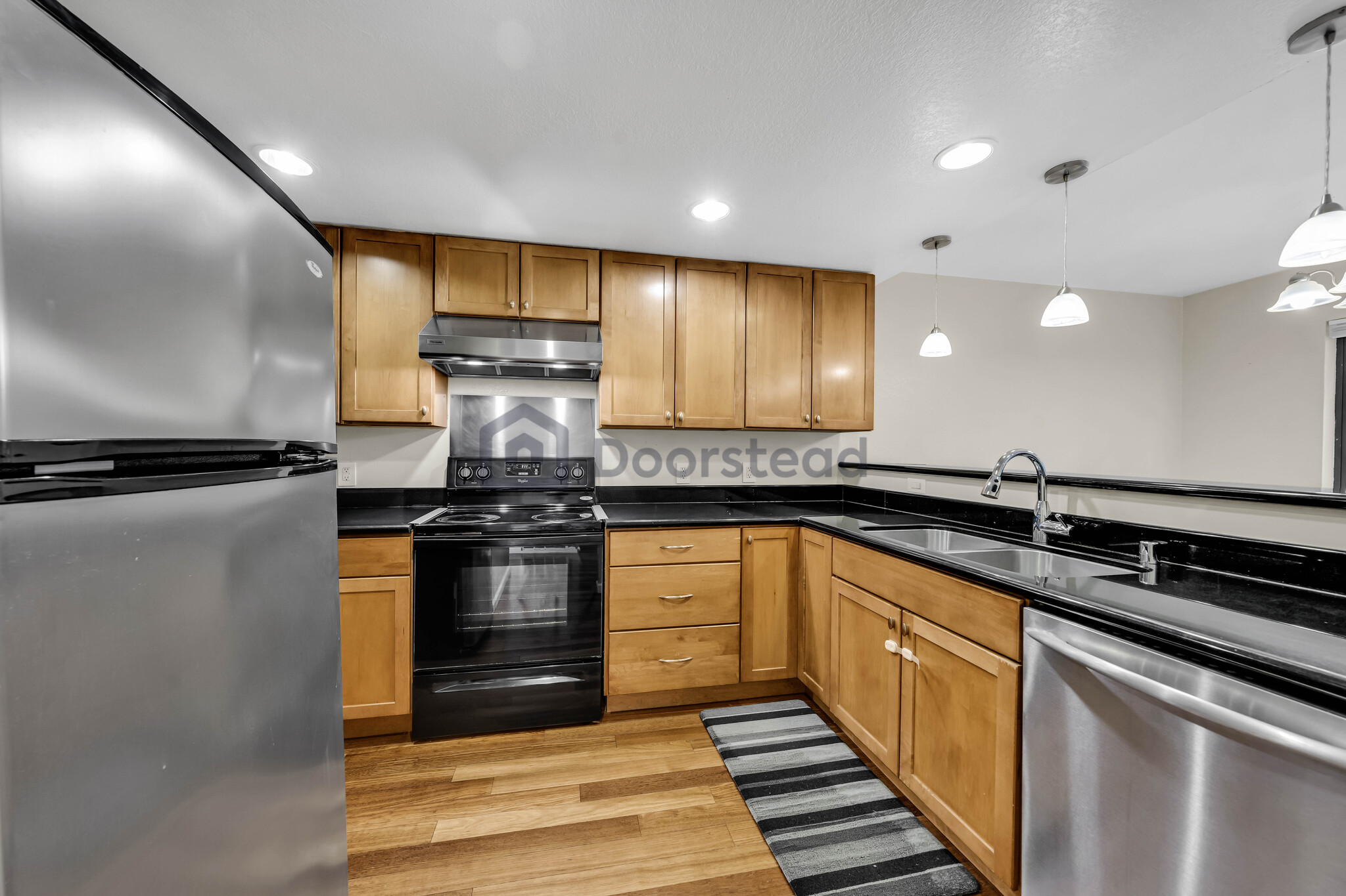 Building Photo - 641 Stonegate Dr