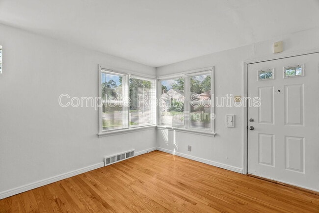 Building Photo - 6605 Barken Ave