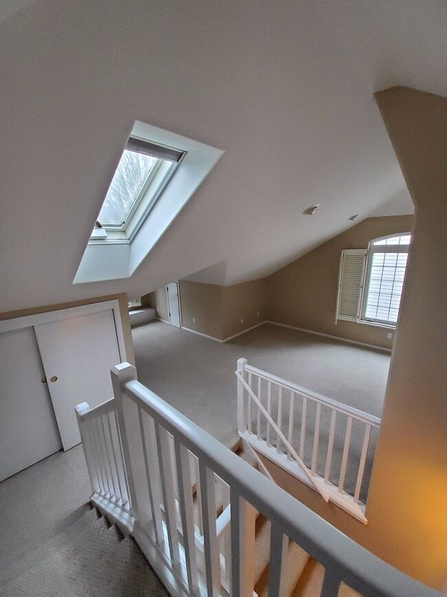 Building Photo - Great Home In Charbonneau