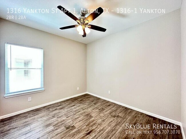 Building Photo - 1316 S Yankton St