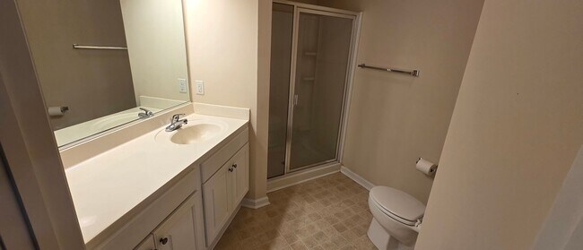 Building Photo - 130 Shallowford Reserve Dr