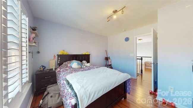 Building Photo - 10924 Alderbrook Ln